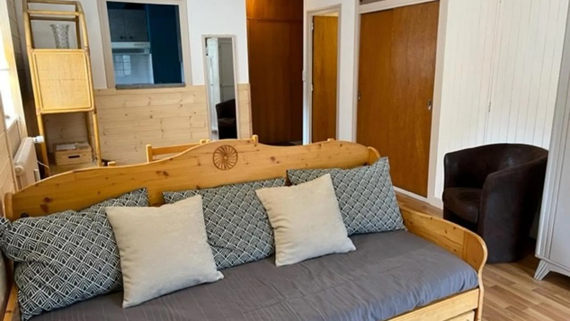 Charmant T2 Au Centre De Brides-Les-Bains Avec Balcon, Parking Et Wifi - Fr-1-512-194