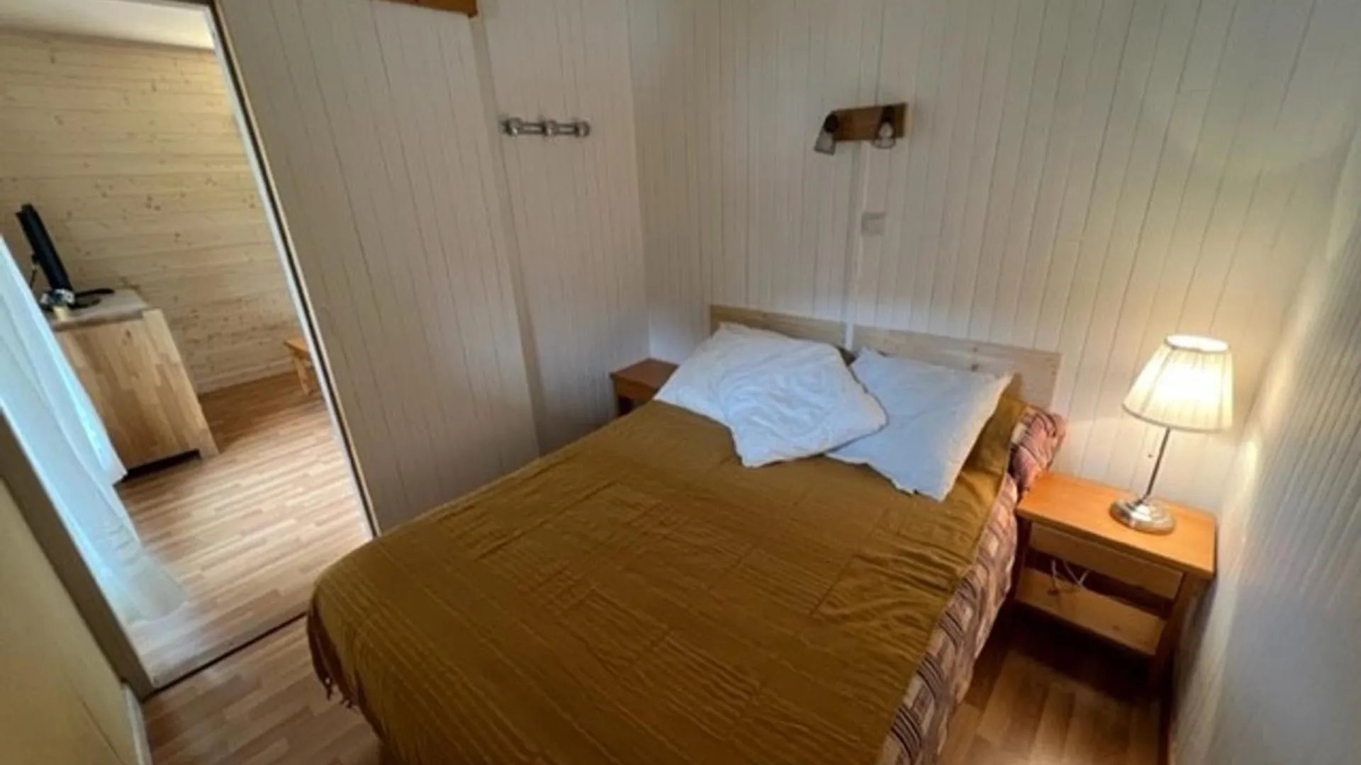 Charmant T2 Au Centre De Brides-Les-Bains Avec Balcon, Parking Et Wifi - Fr-1-512-194